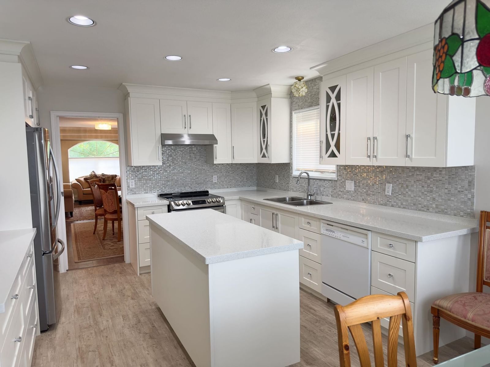 Listing Image 10