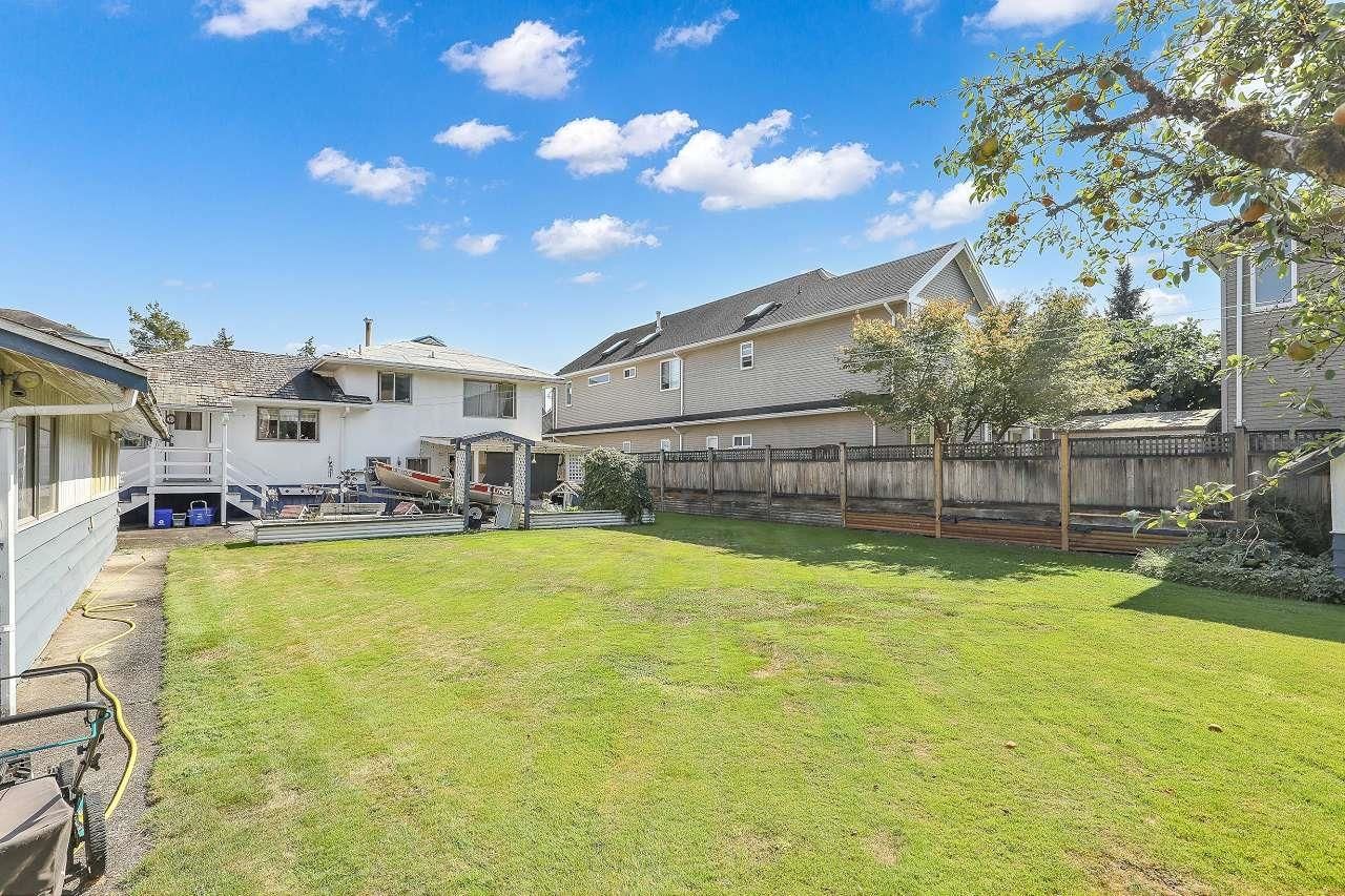 Listing Image 14