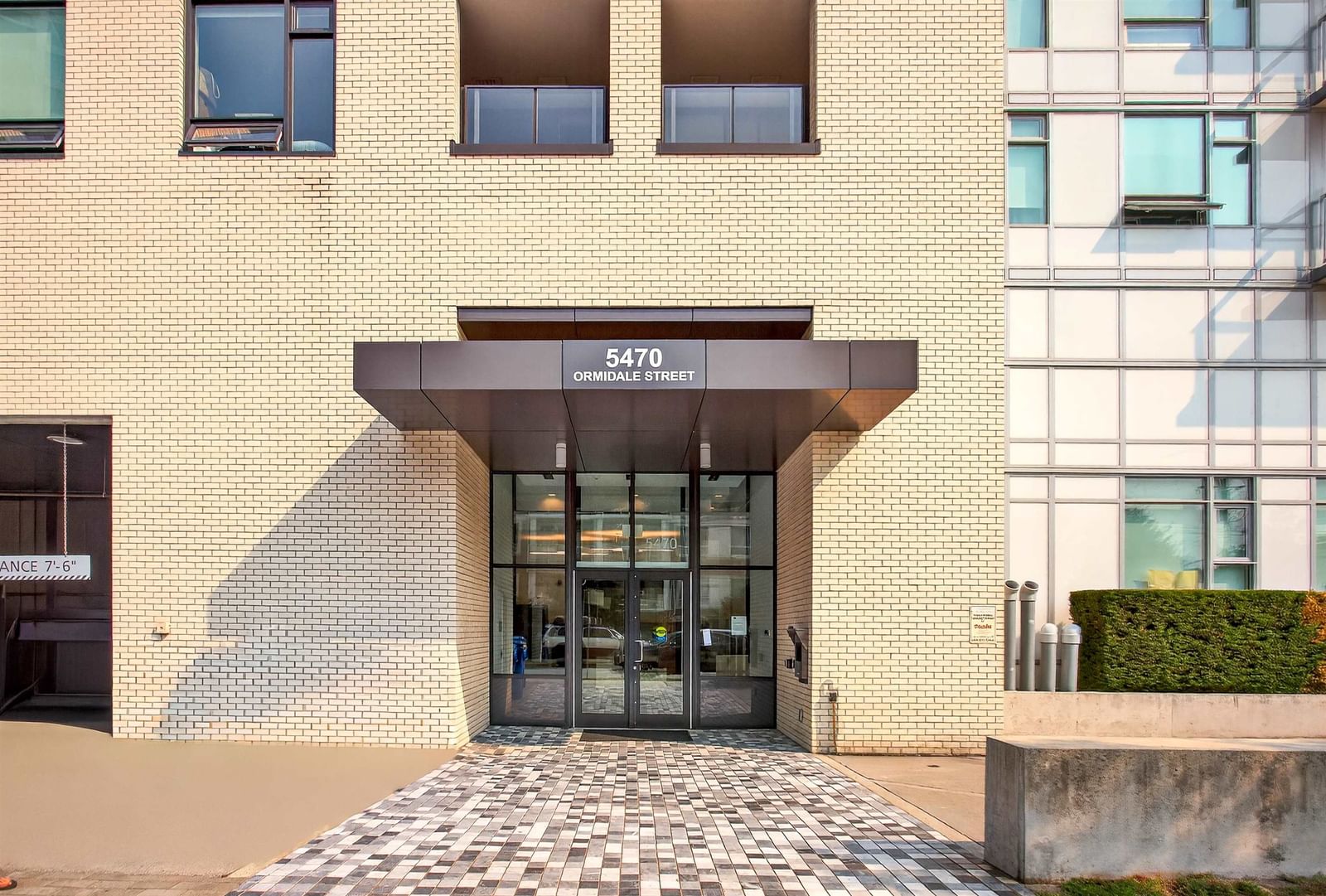 Listing Image 23