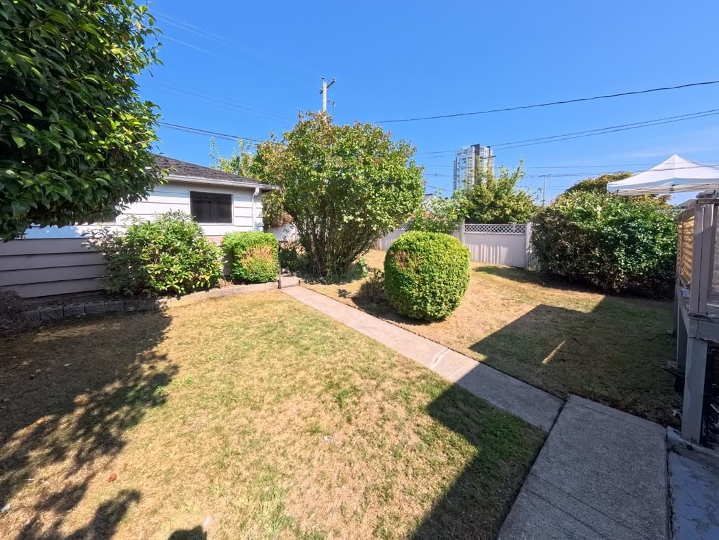 Listing Image 20