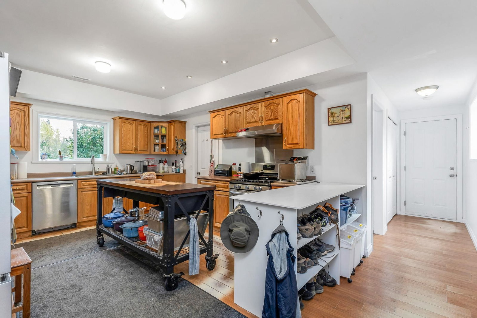 Listing Image 16
