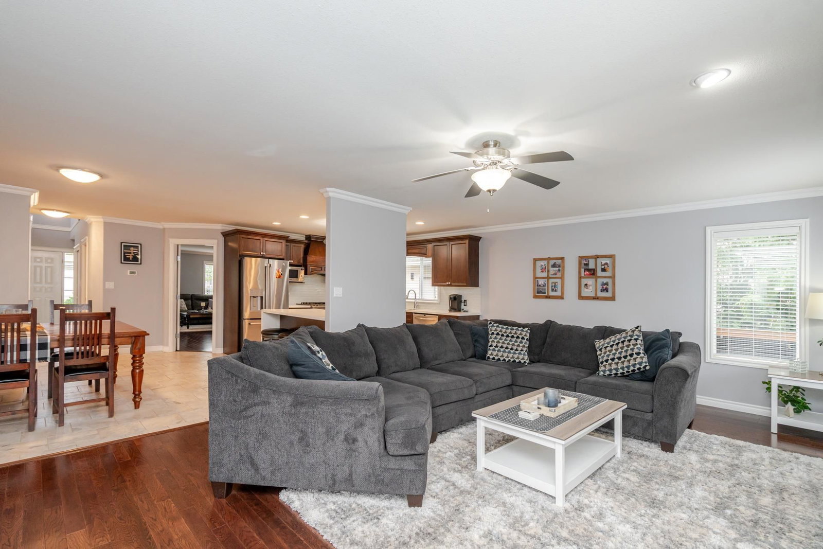 Listing Image 16