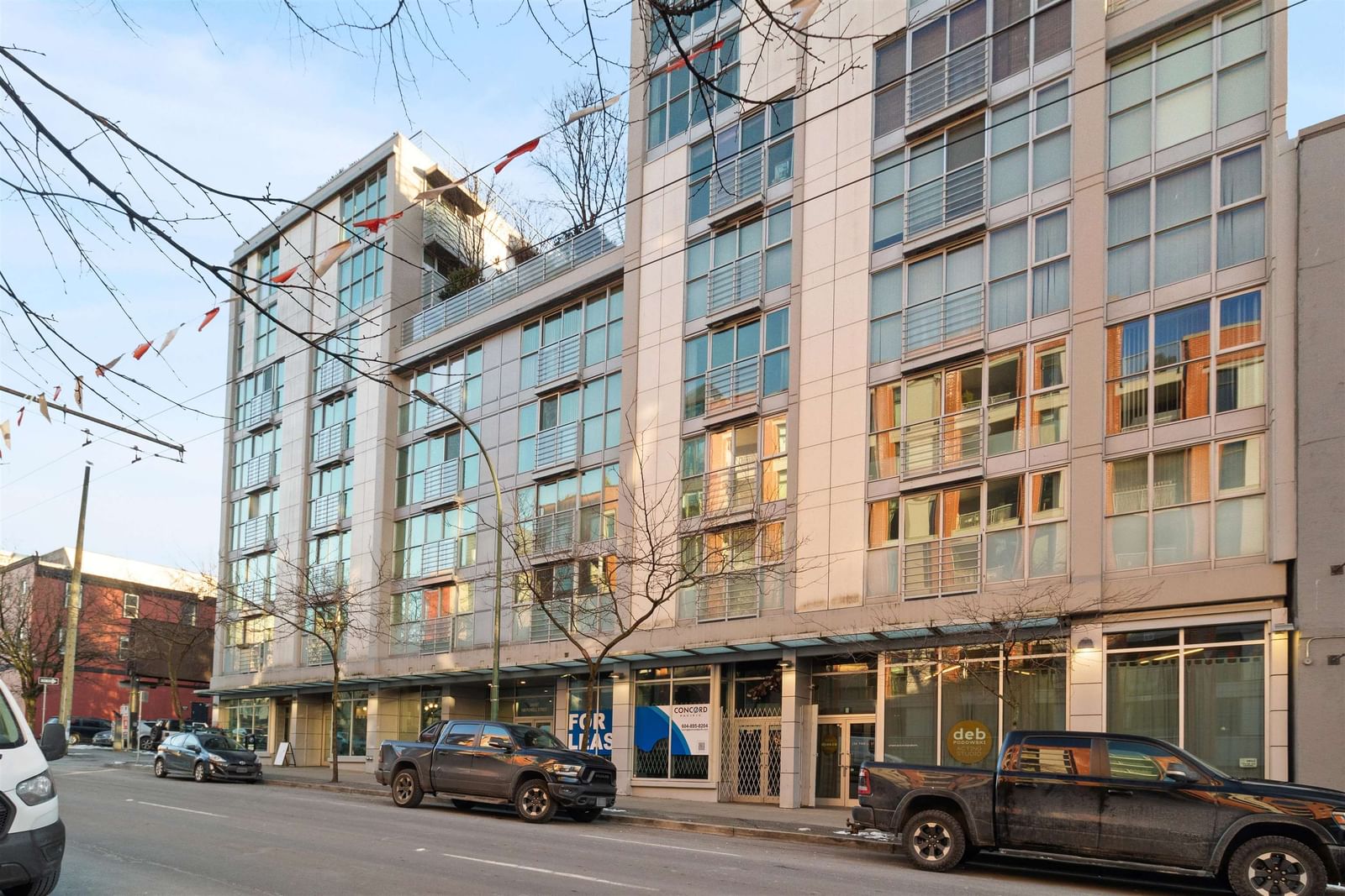 Listing Image 1