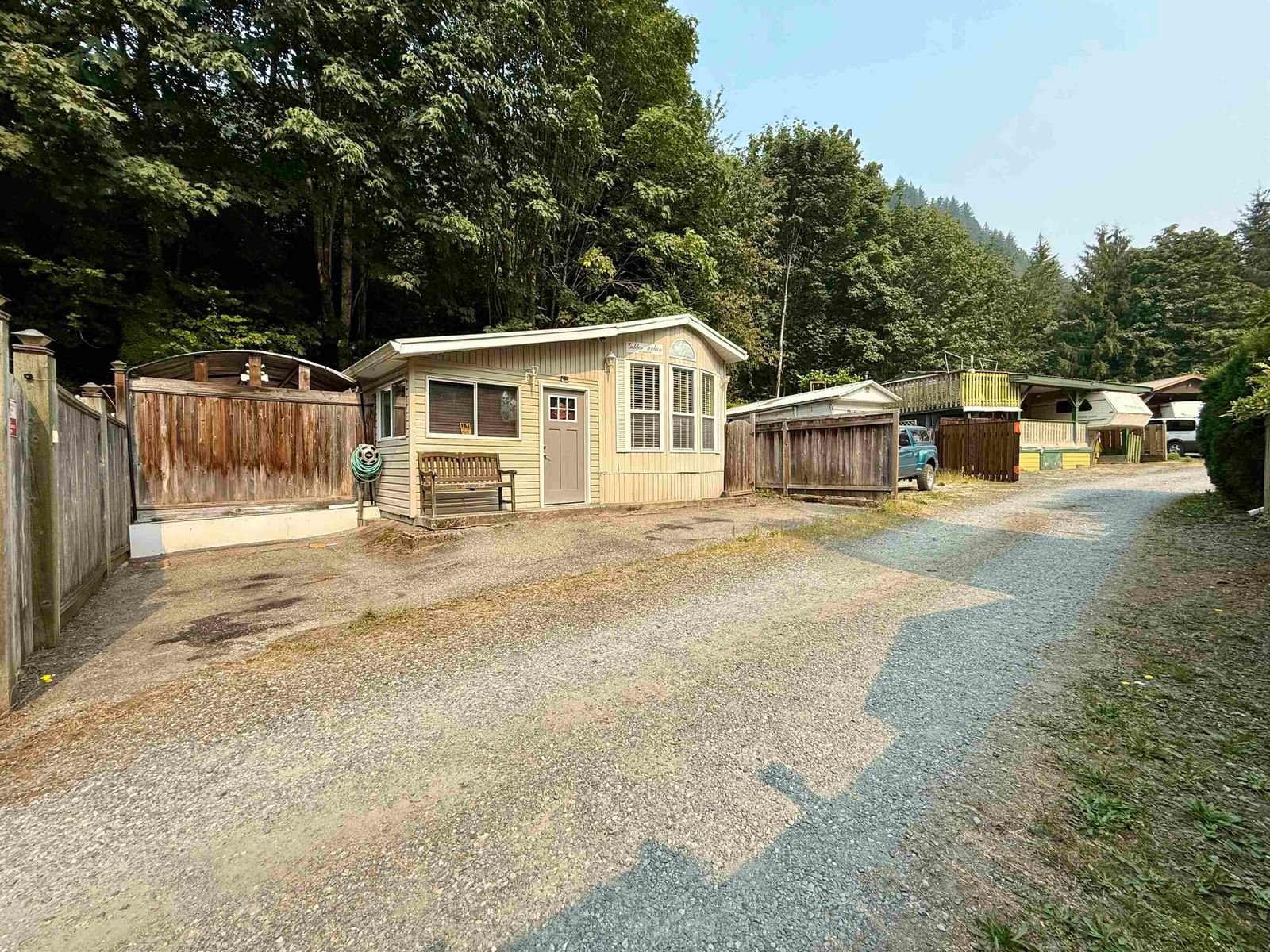 Listing Image 28
