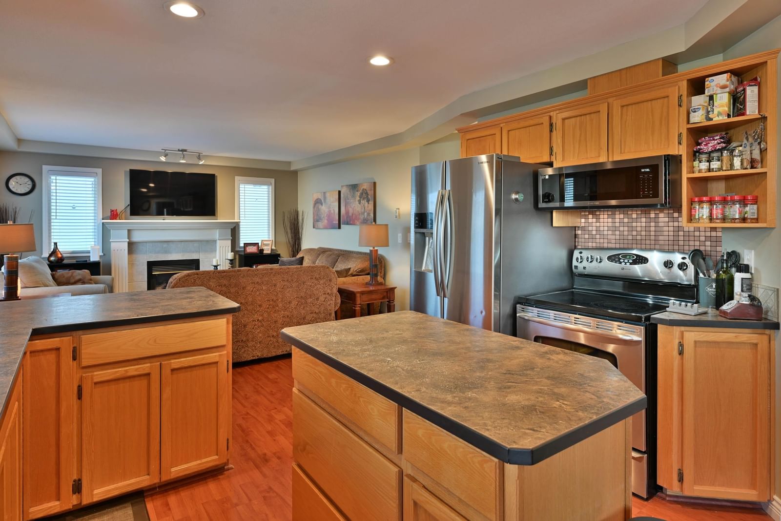 Listing Image 13