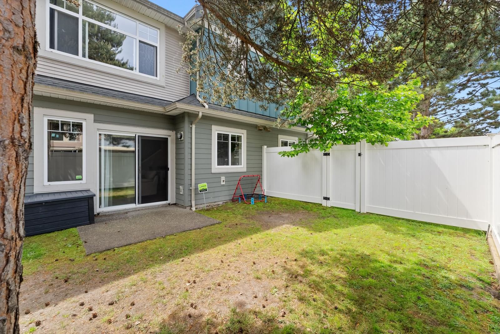 Listing Image 8