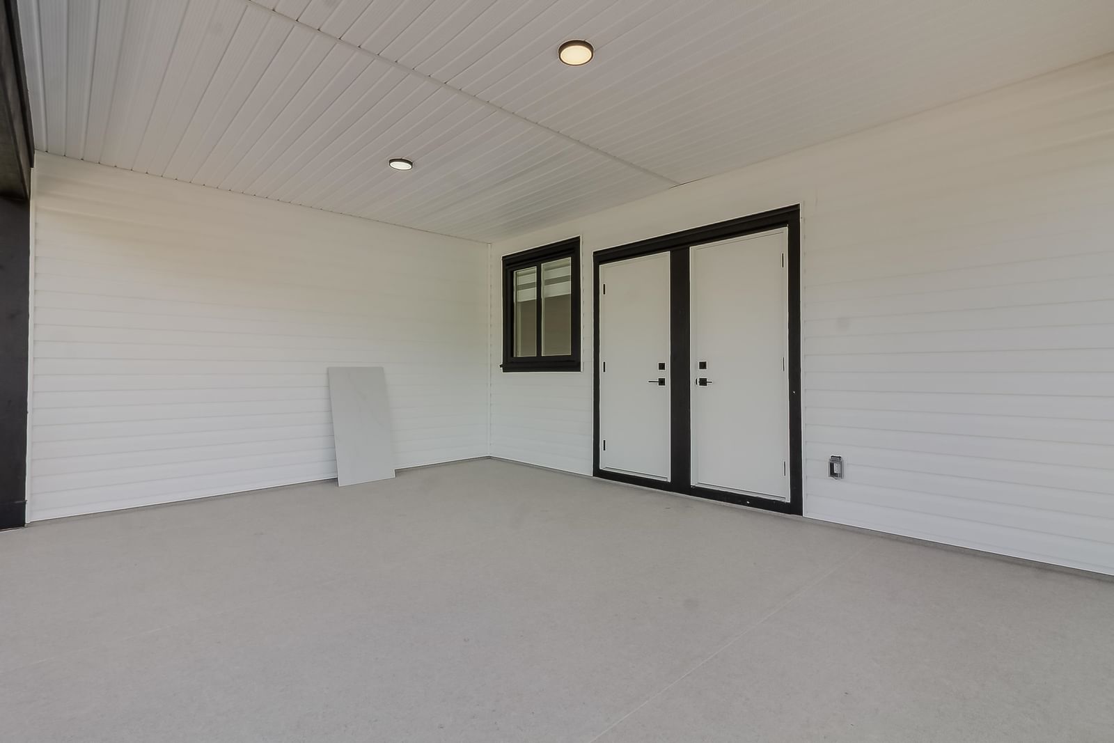 Listing Image 28