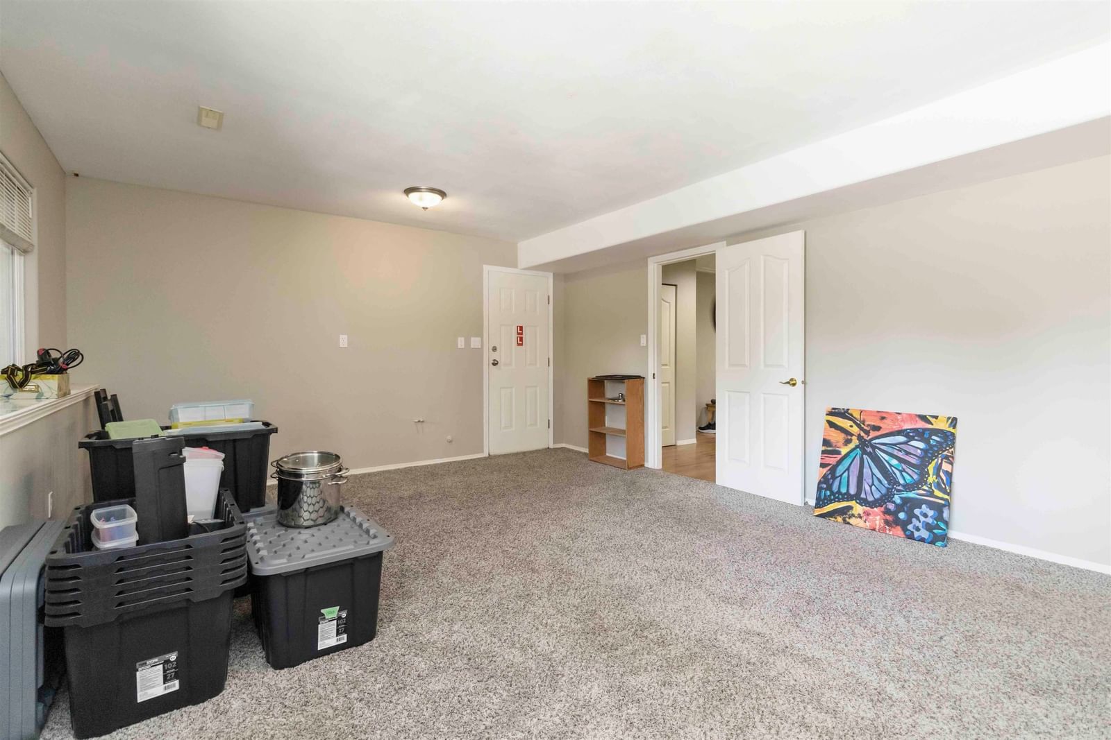 Listing Image 28