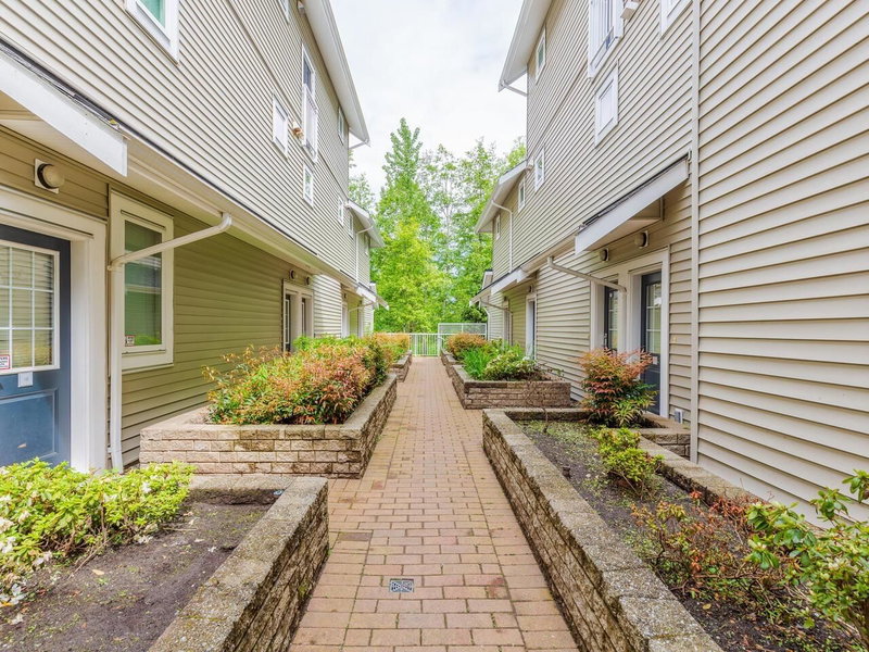 42 - 6965 Hastings Street, Burnaby, V5B 1S9 | Image 3