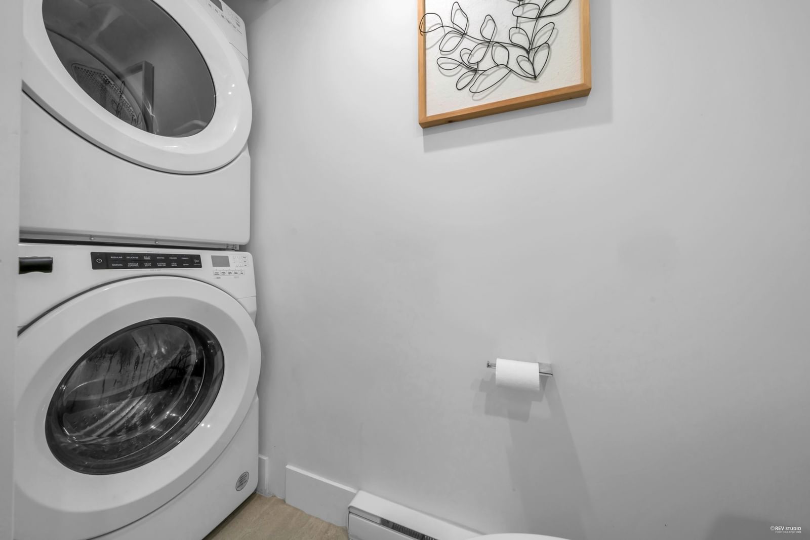 Listing Image 17