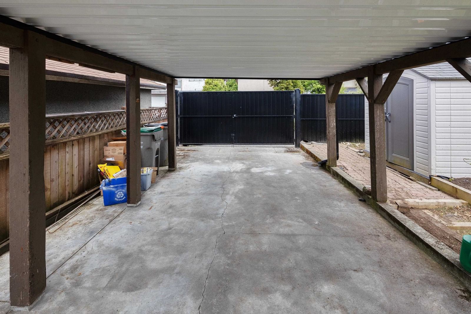 Listing Image 17
