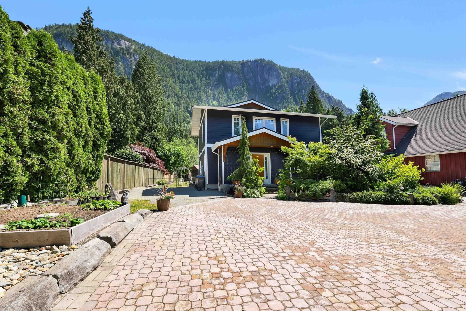 Listing Image 1