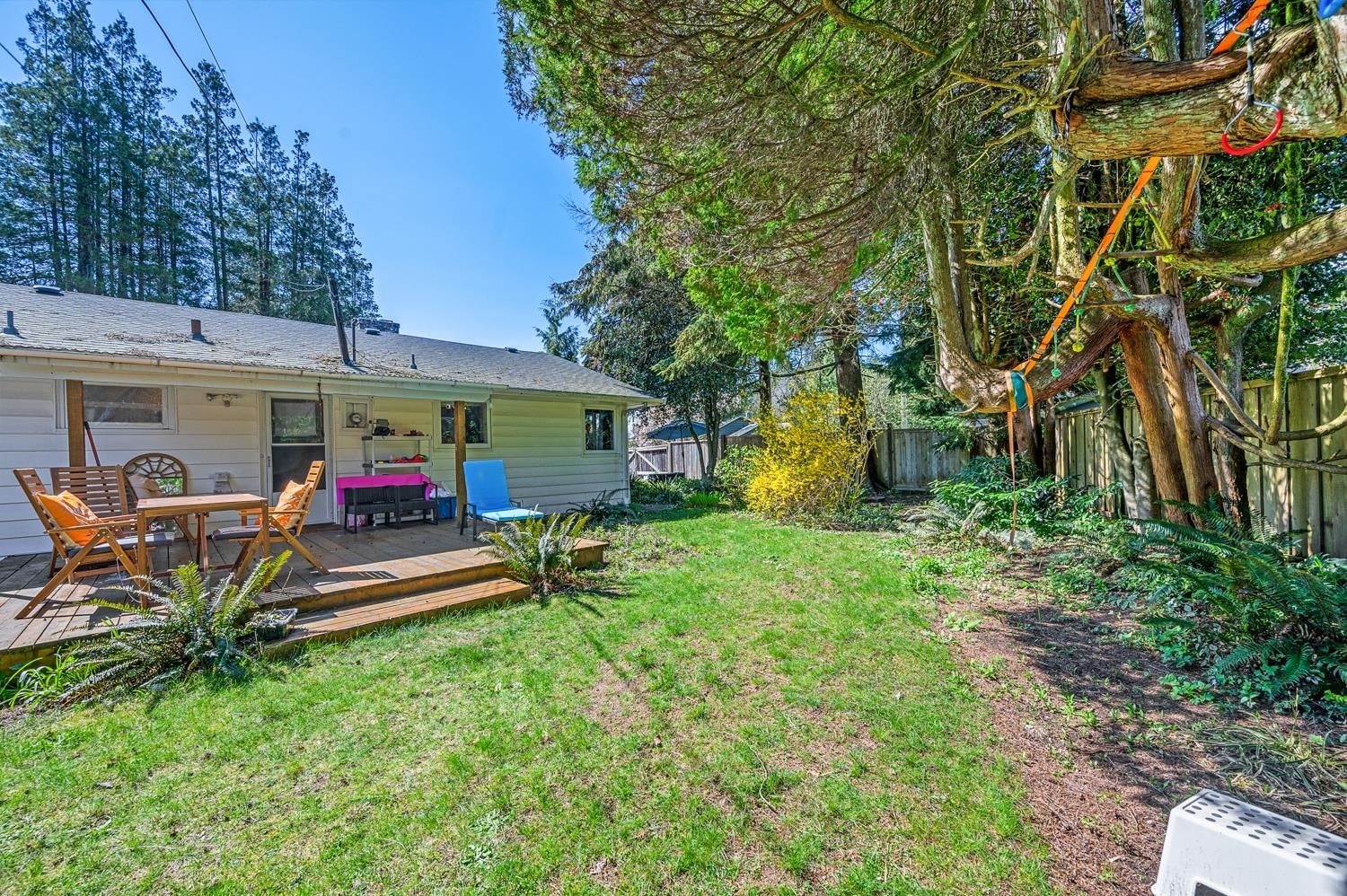 Listing Image 8