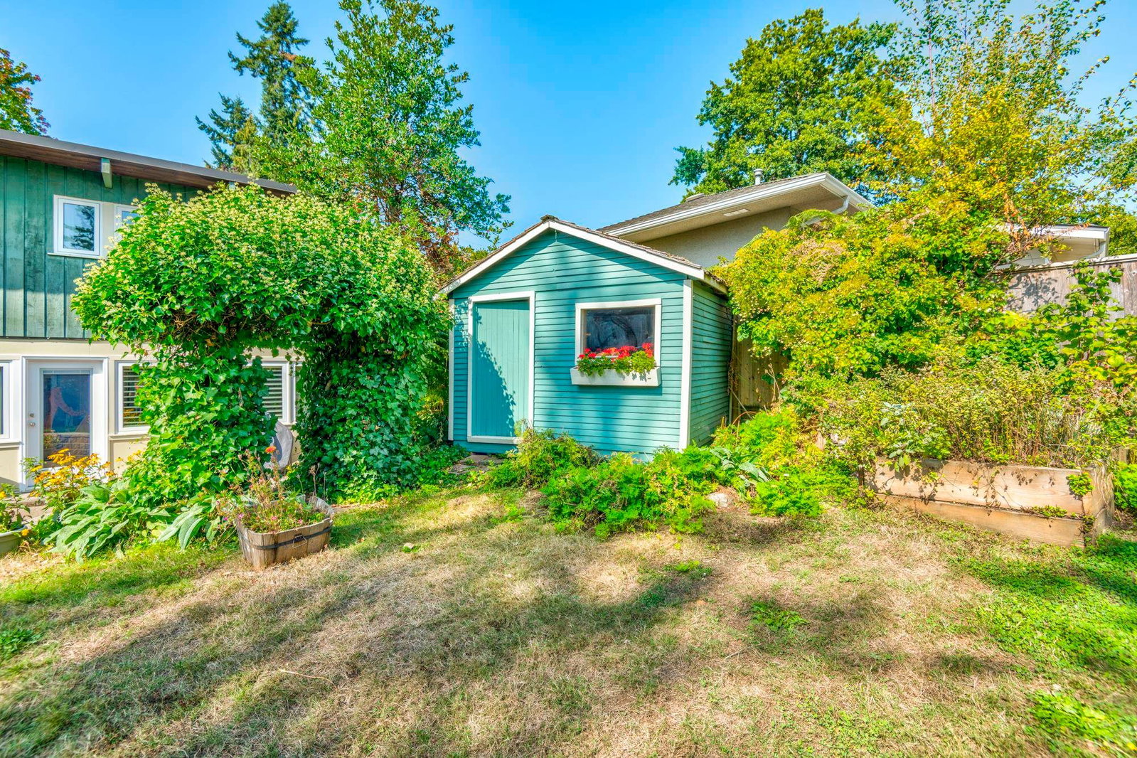 Listing Image 16