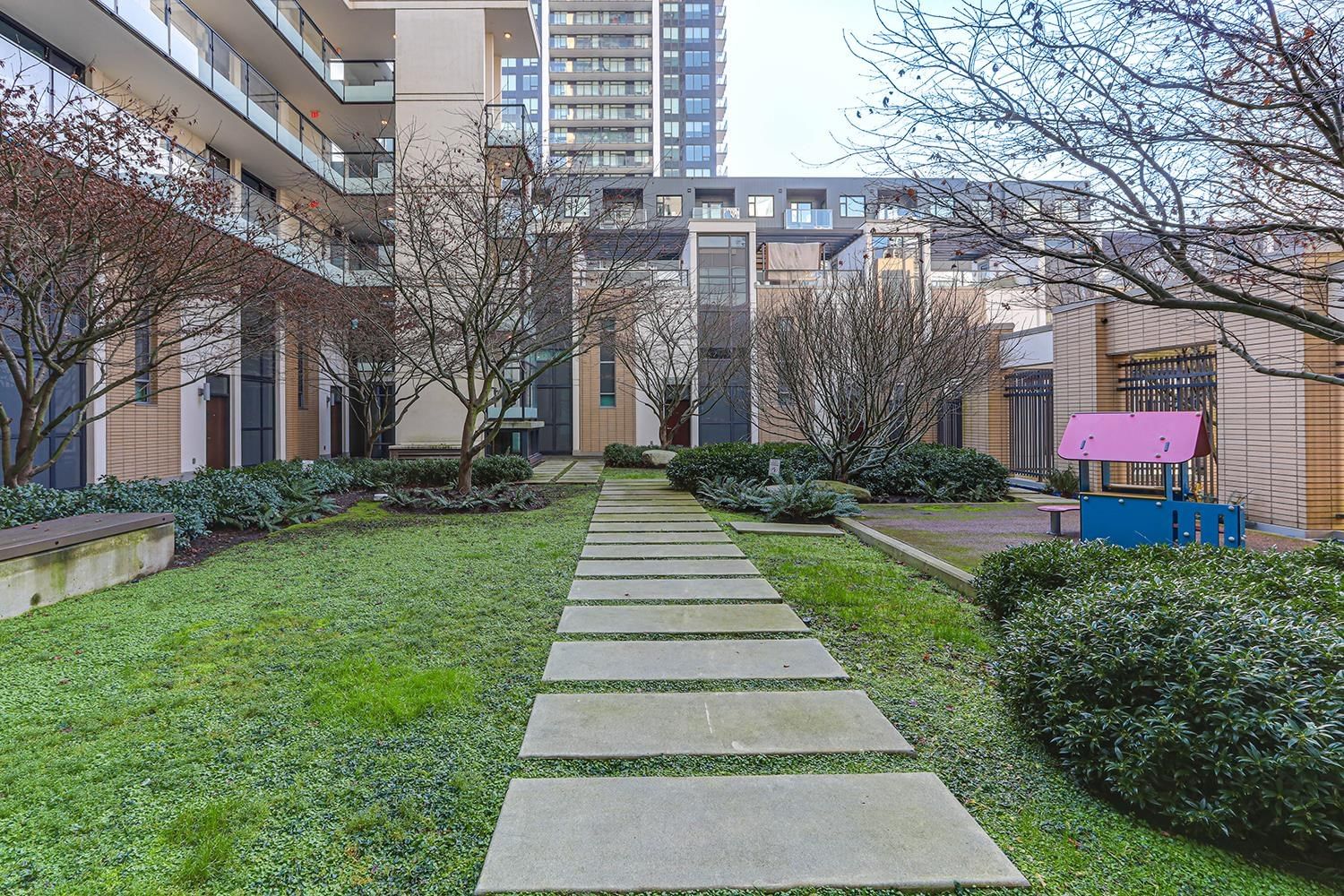 Listing Image 21