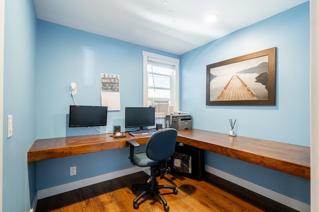 Listing Image 13