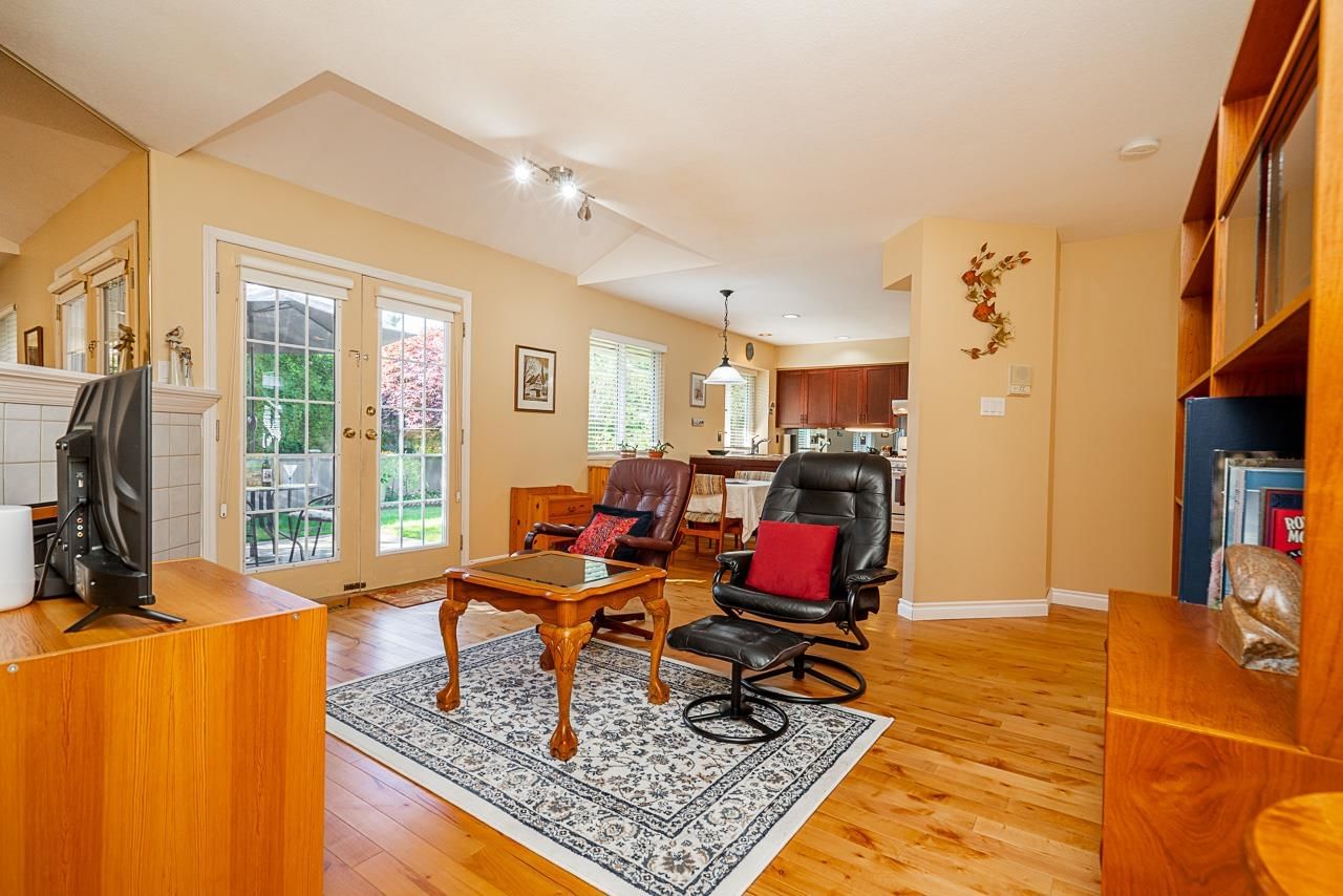 Listing Image 13