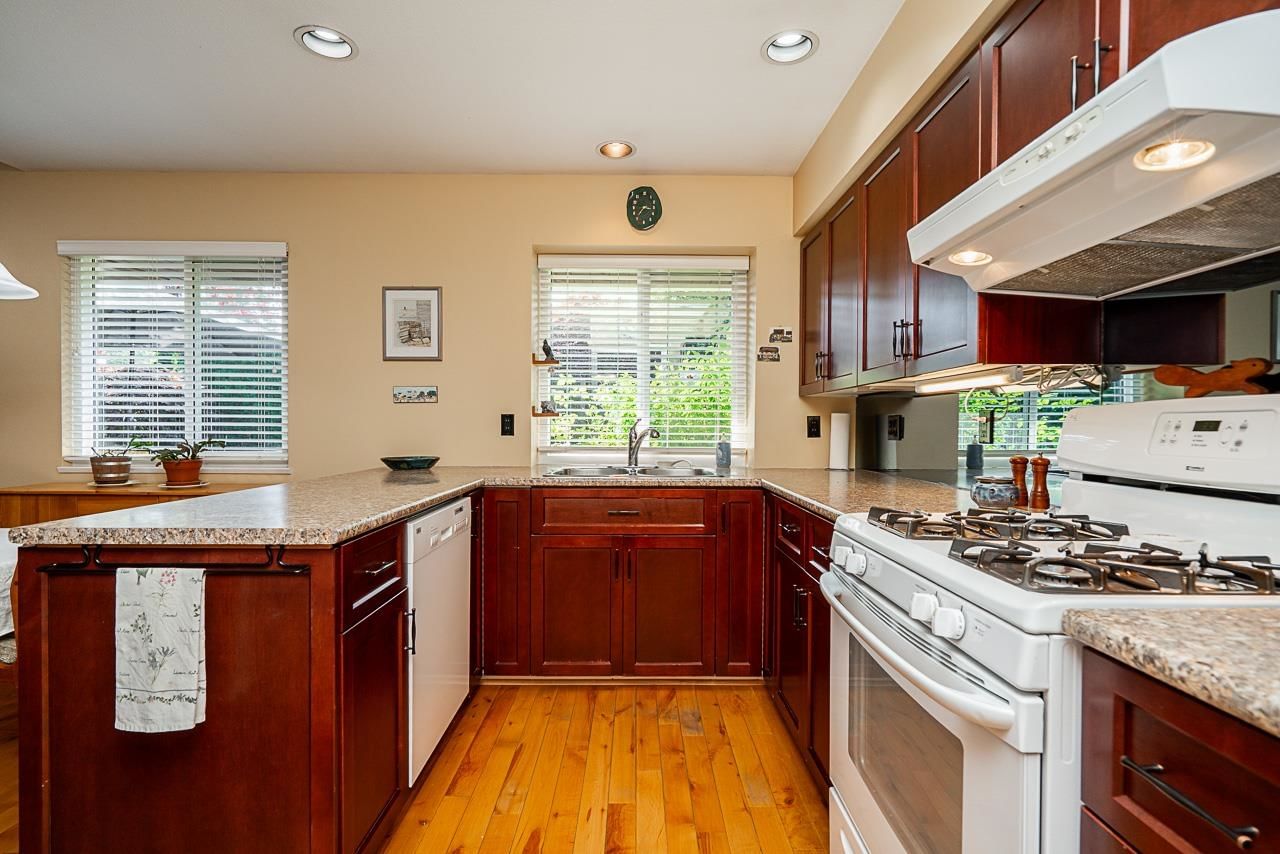 Listing Image 18