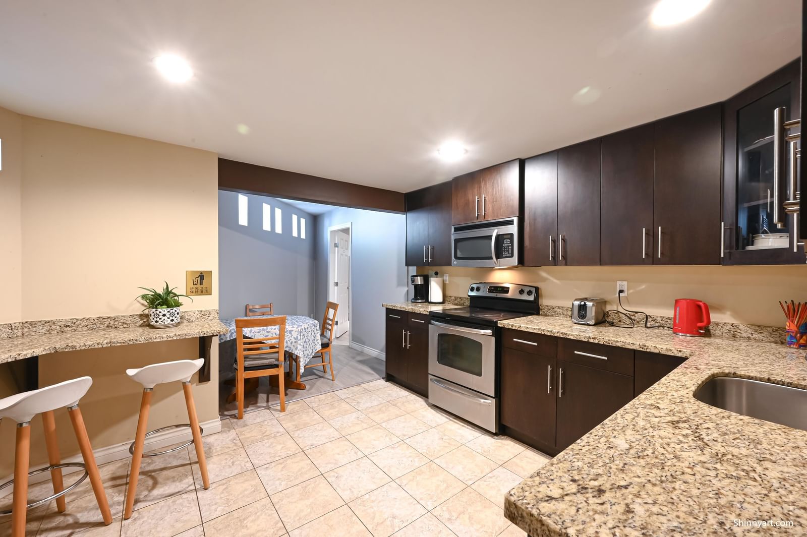 Listing Image 9
