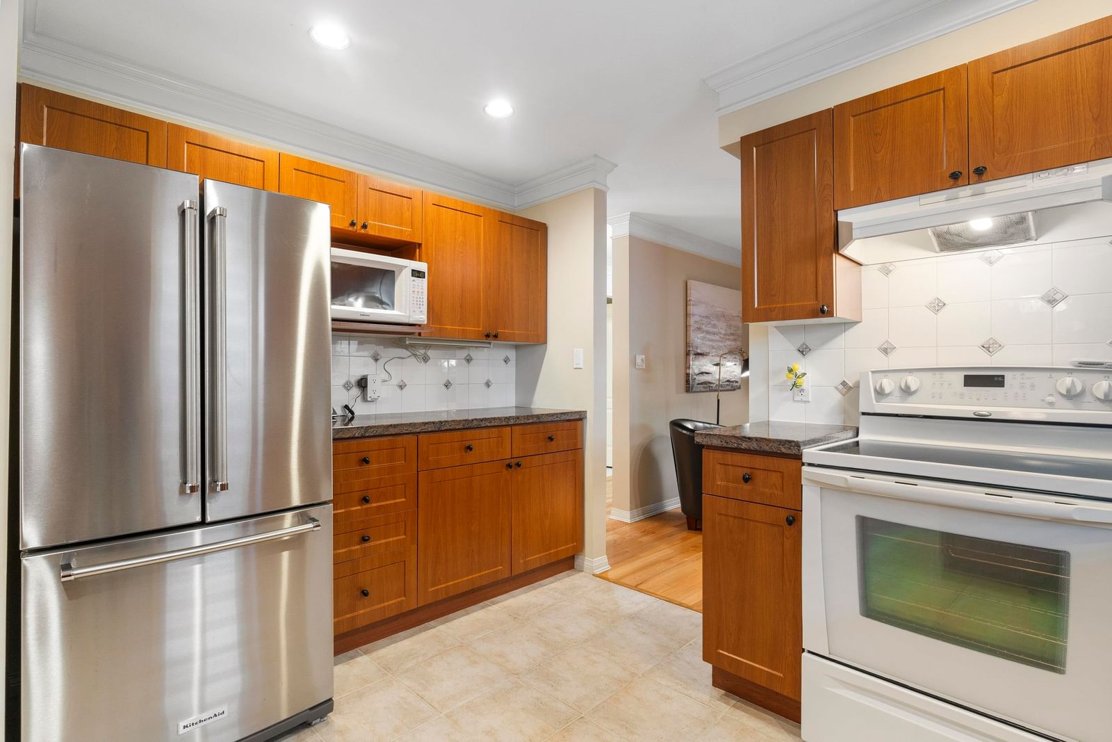 Listing Image 13