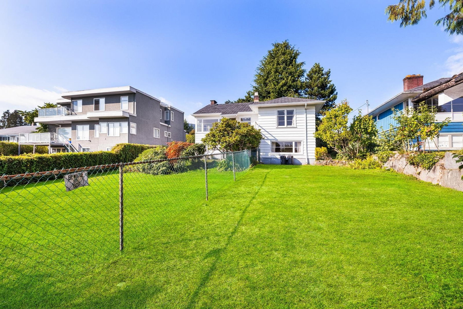 Listing Image 24