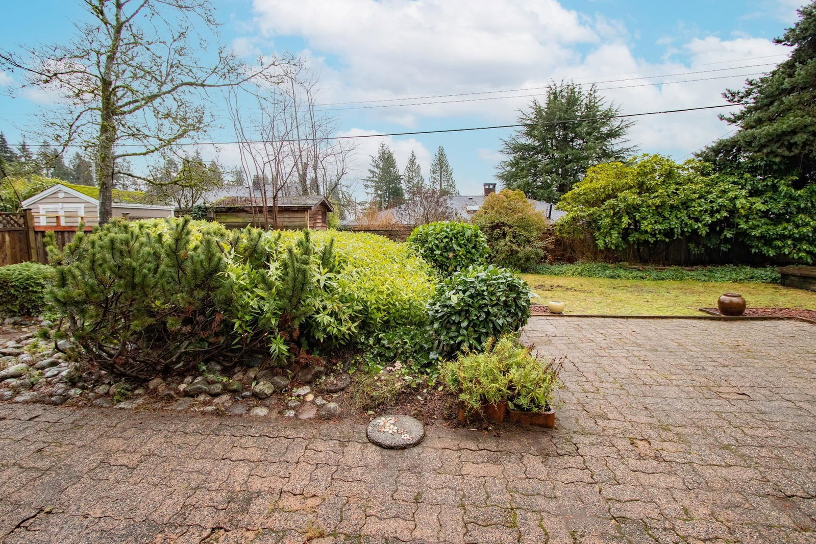 Listing Image 14