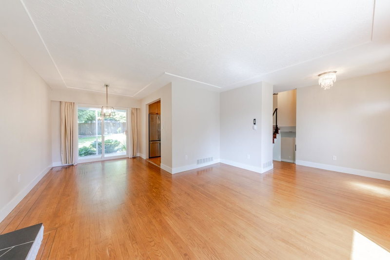 3729 Wellington Street, Port Coquitlam, V3B 3Y9 | Image 3