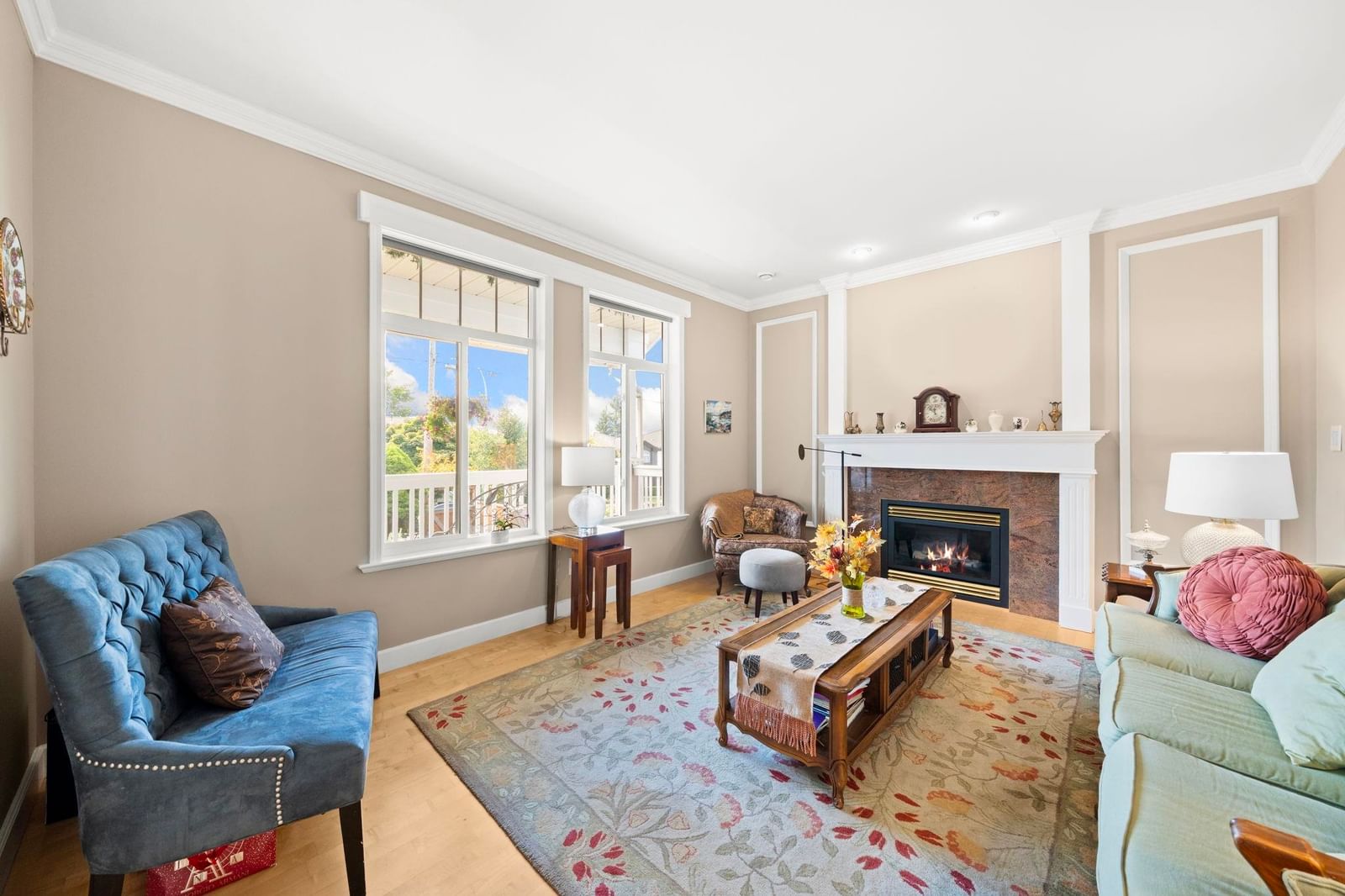 Listing Image 12