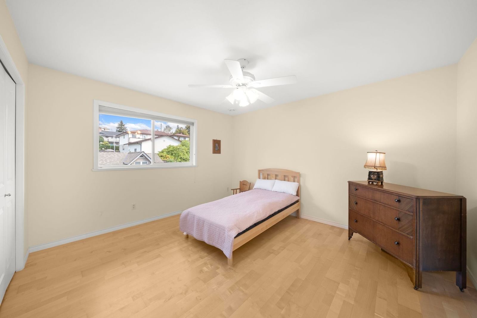 Listing Image 29