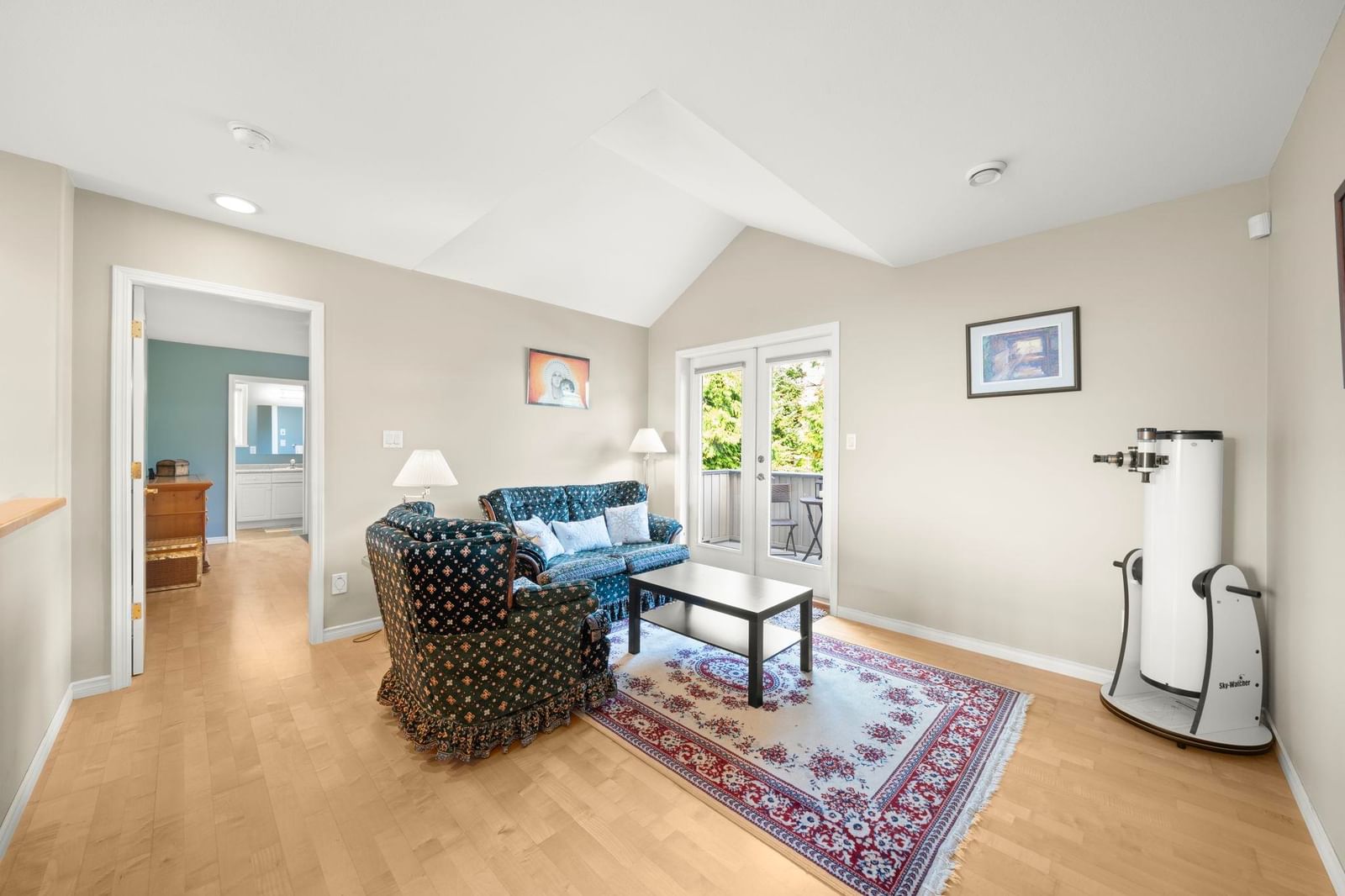 Listing Image 32