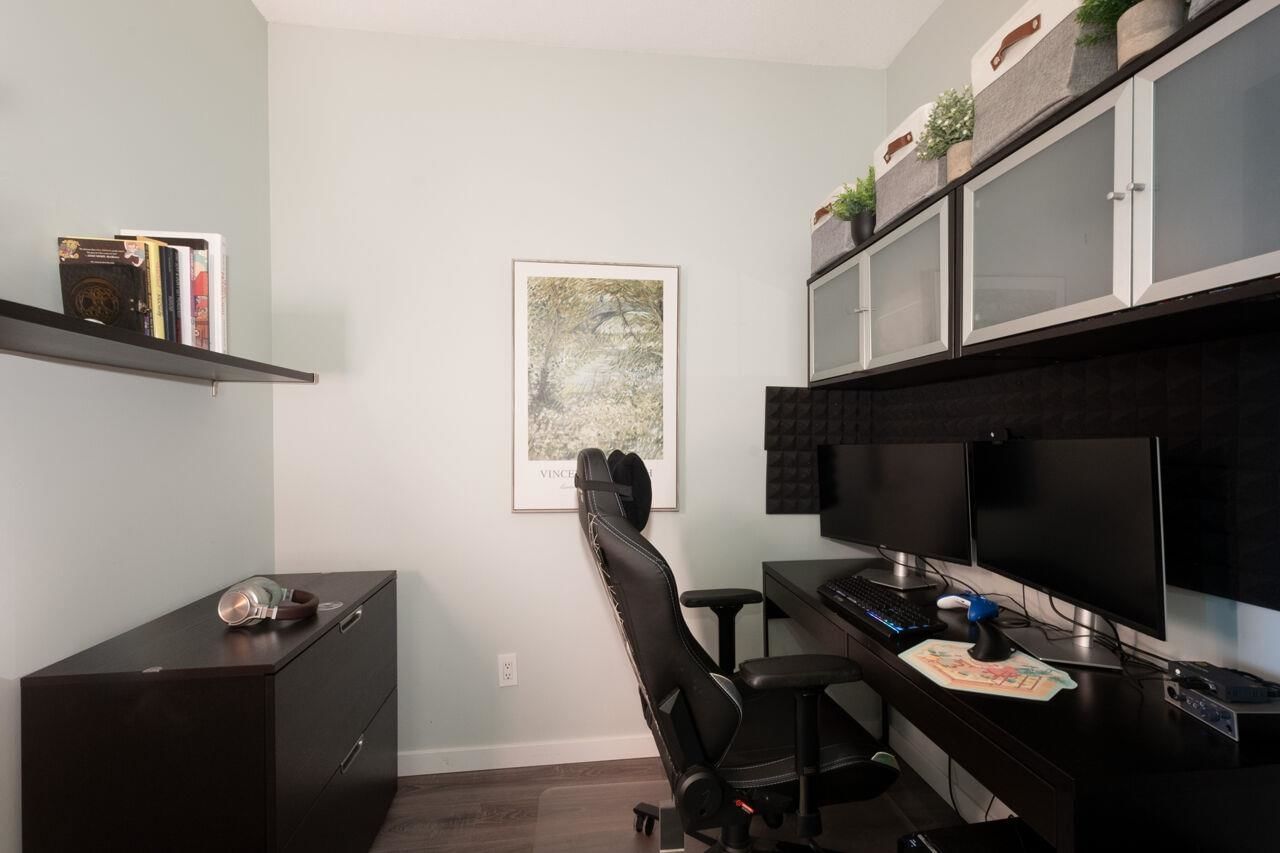 Listing Image 22