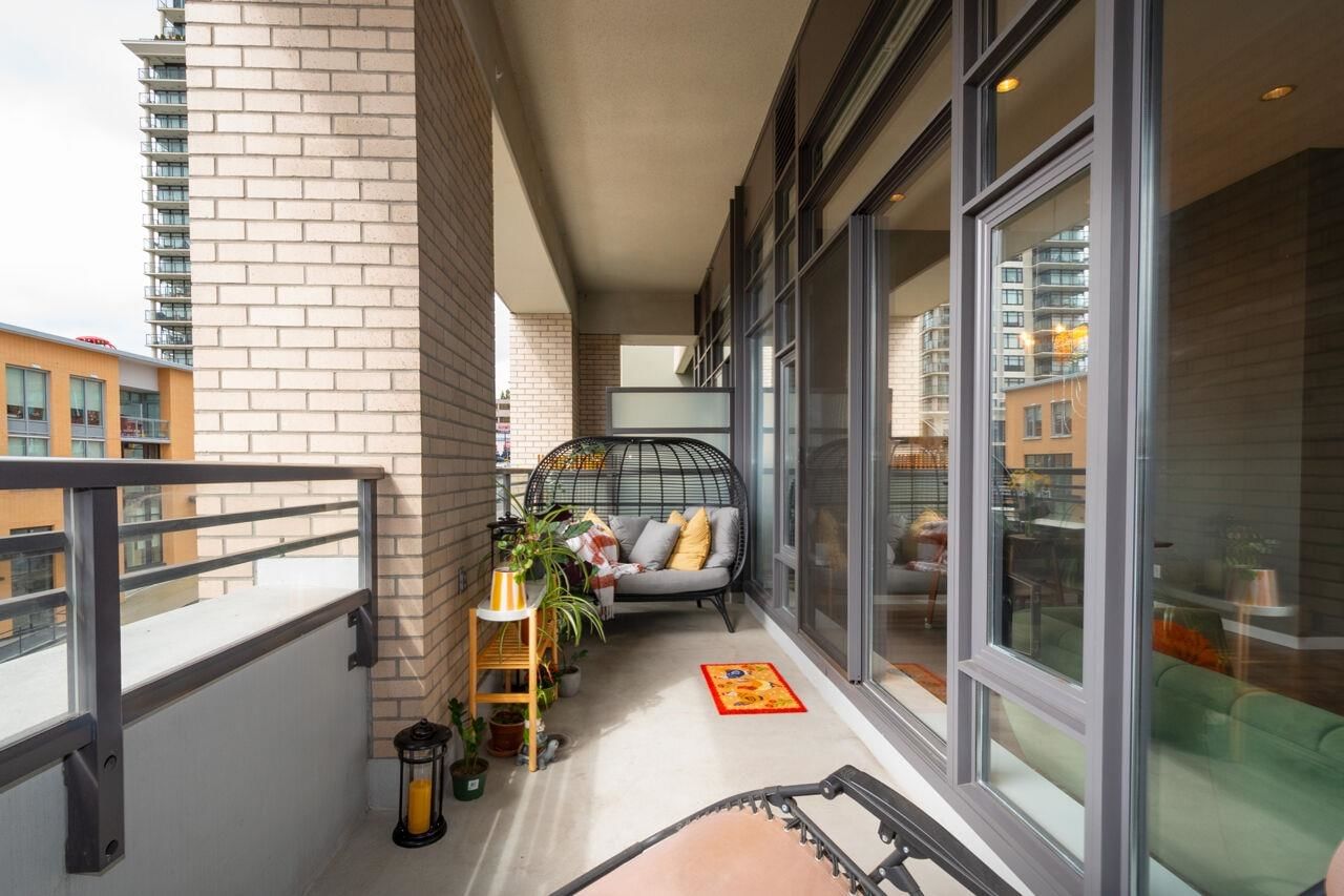 Listing Image 8
