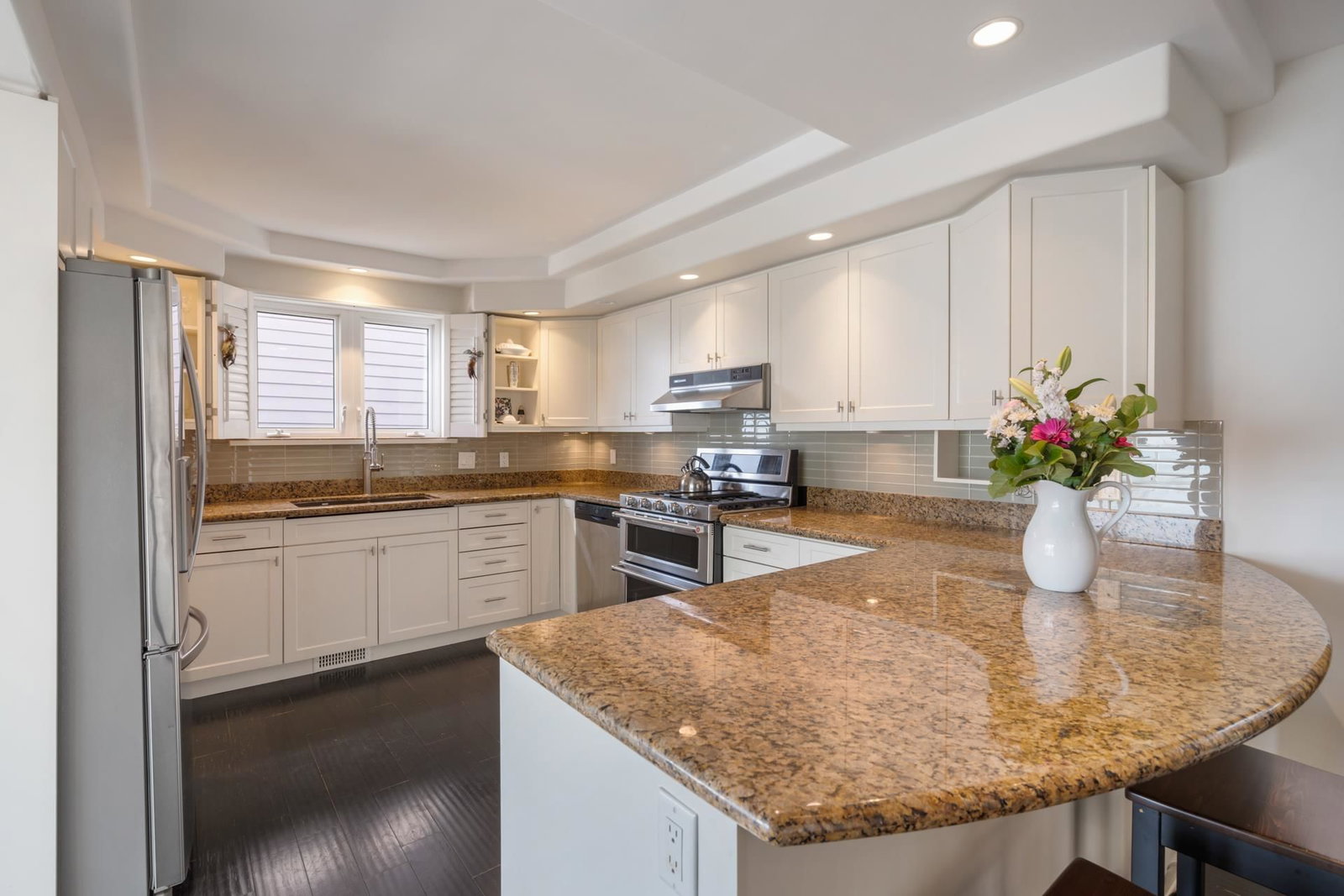 Listing Image 15