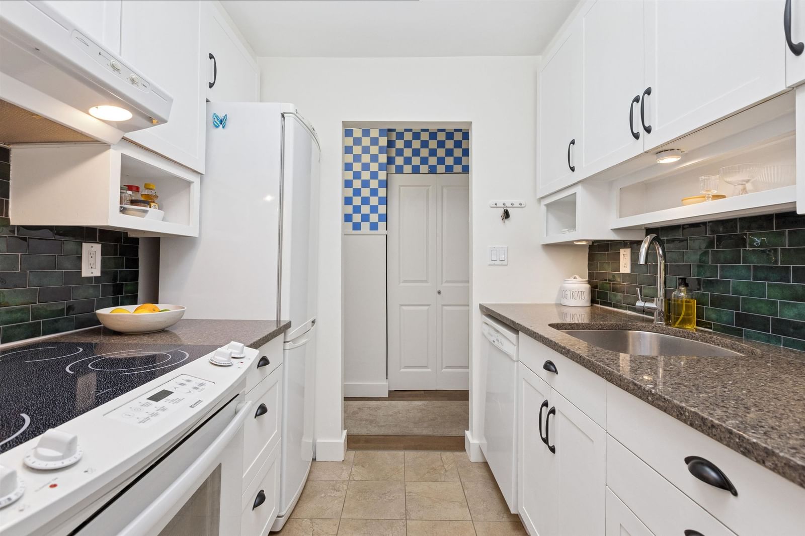 Listing Image 13