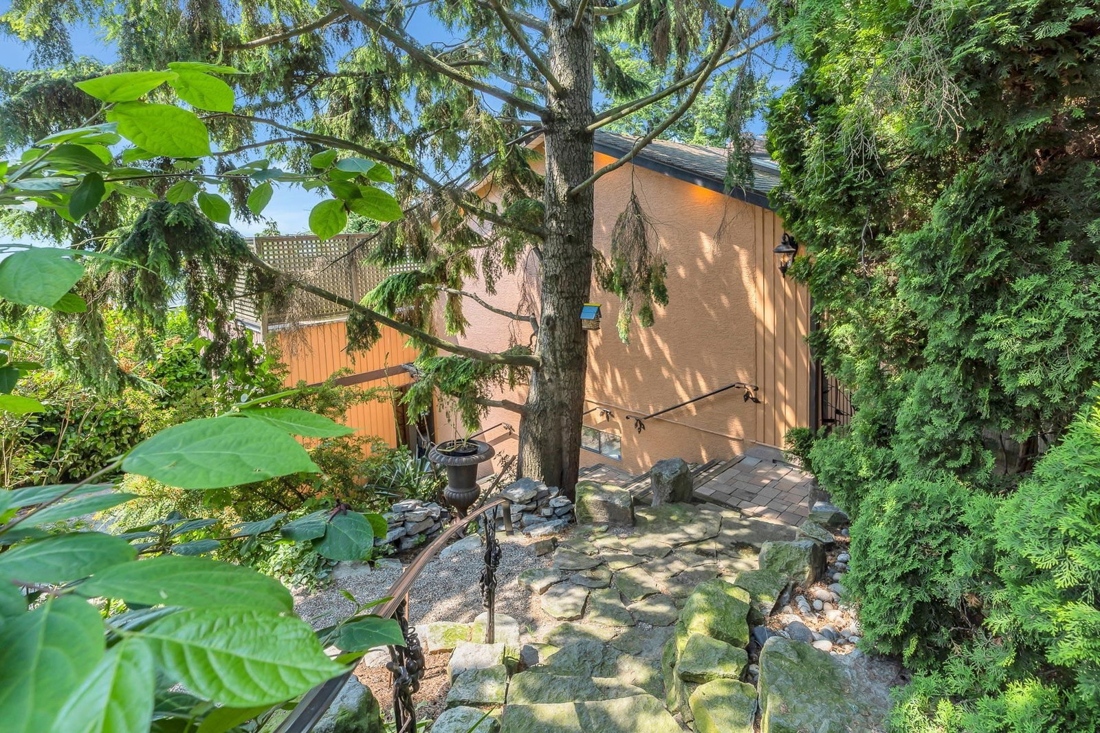 Listing Image 20