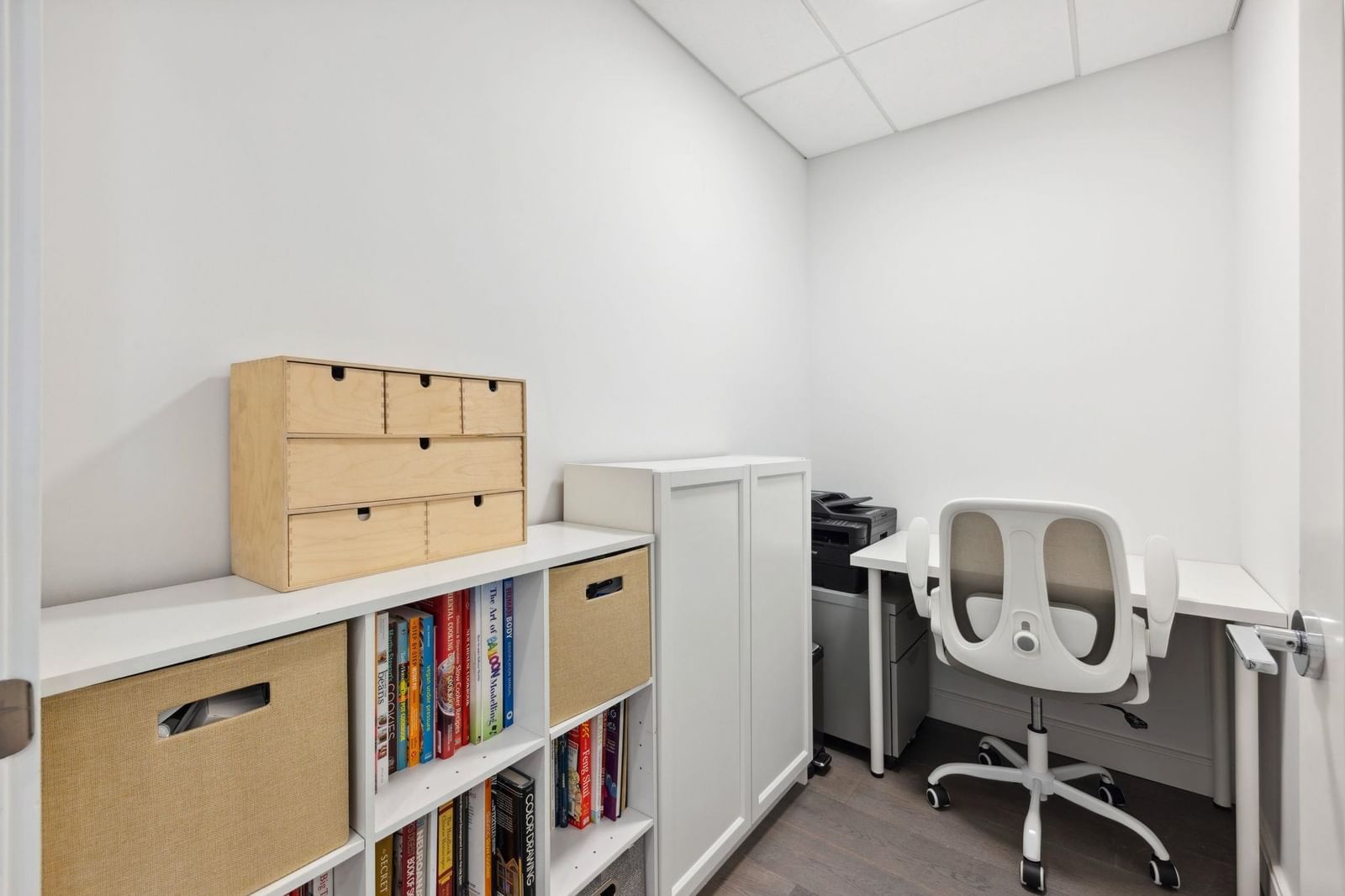 Listing Image 19