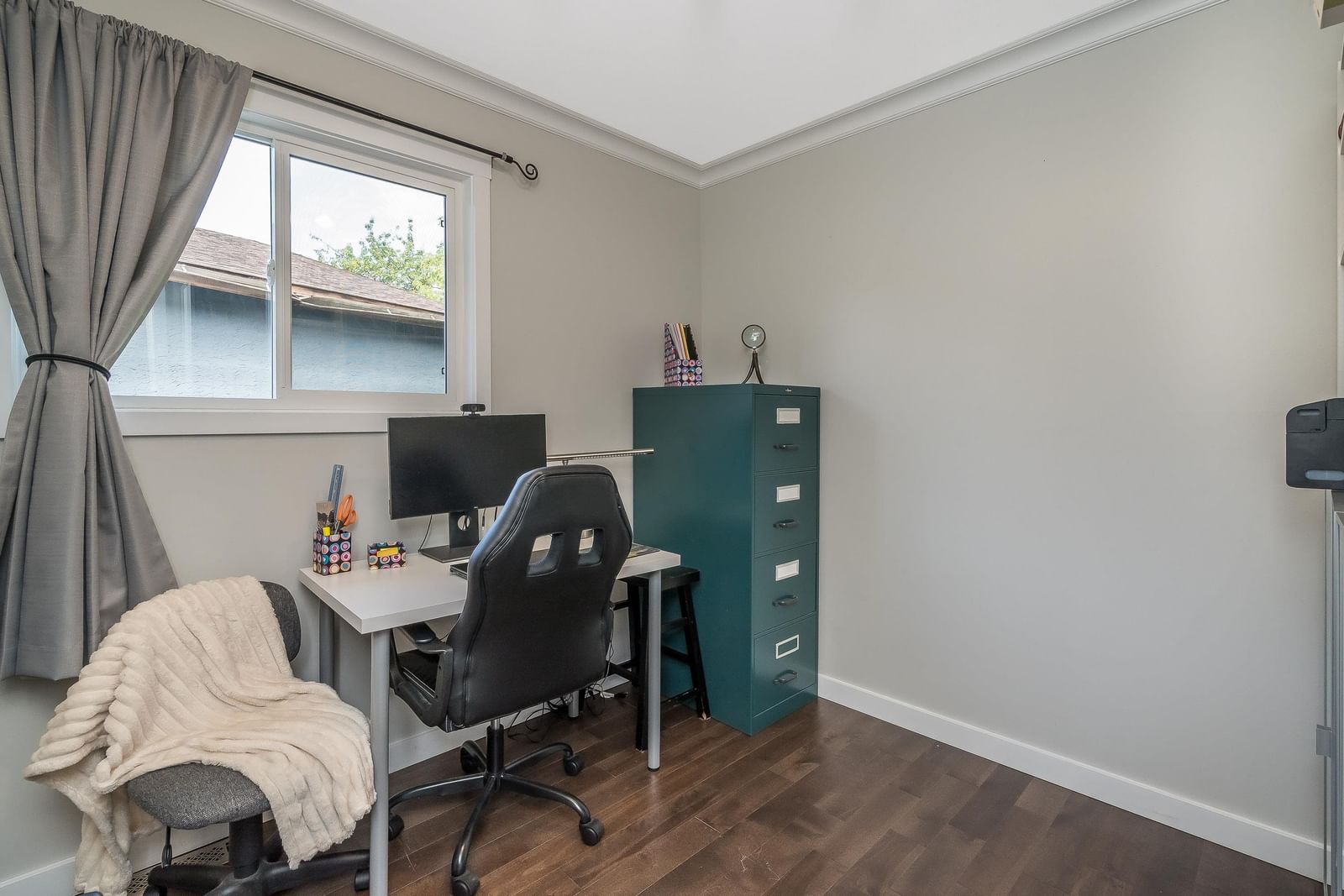 Listing Image 19
