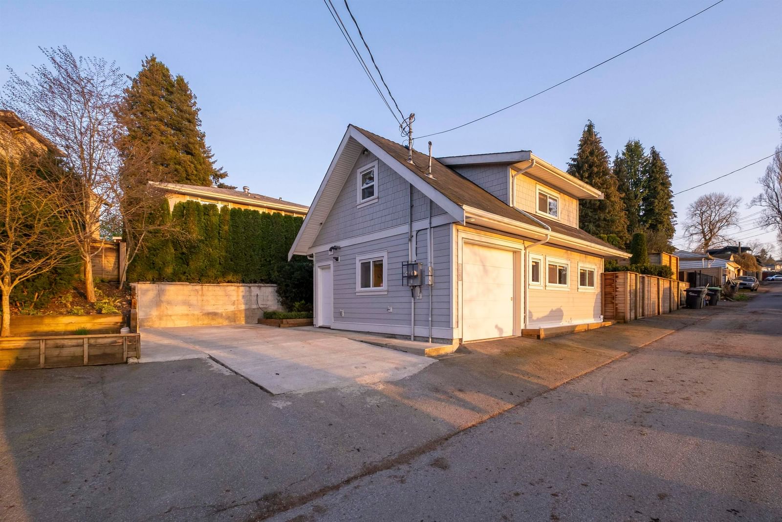 Listing Image 17