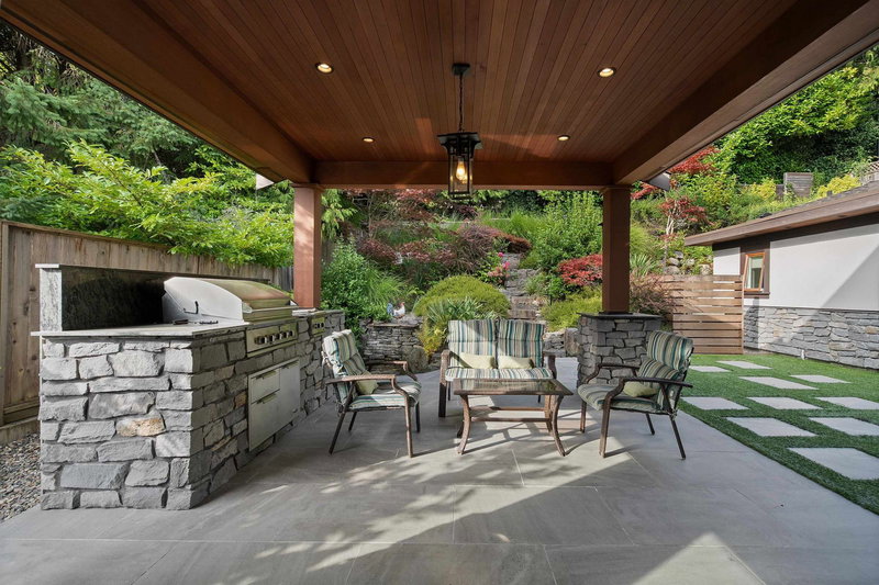 2643 Nelson Avenue, West Vancouver, V7V 2R8 | Image 3