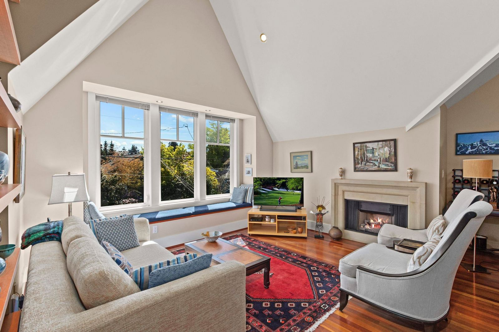 Listing Image 14