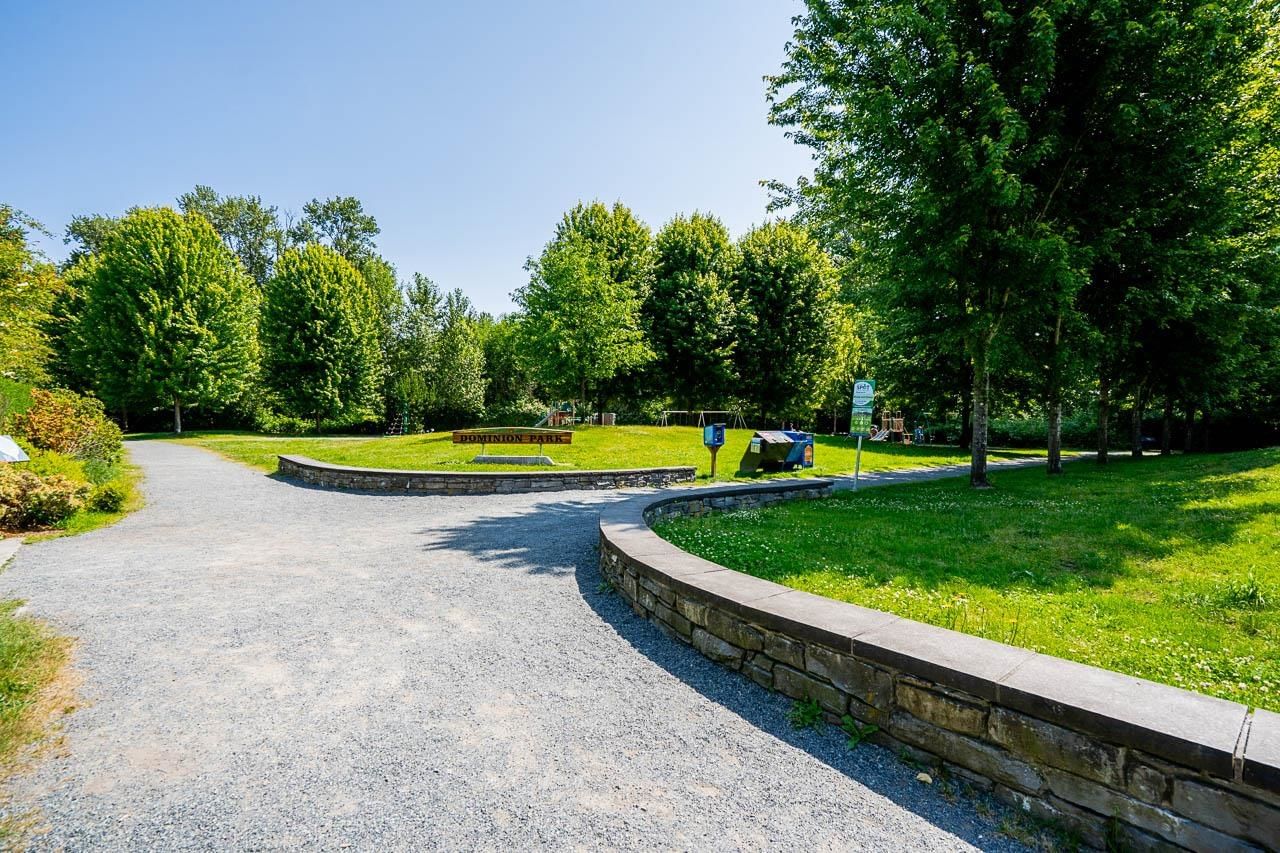 Listing Image 28