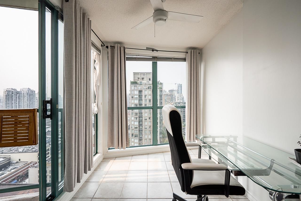 Listing Image 10