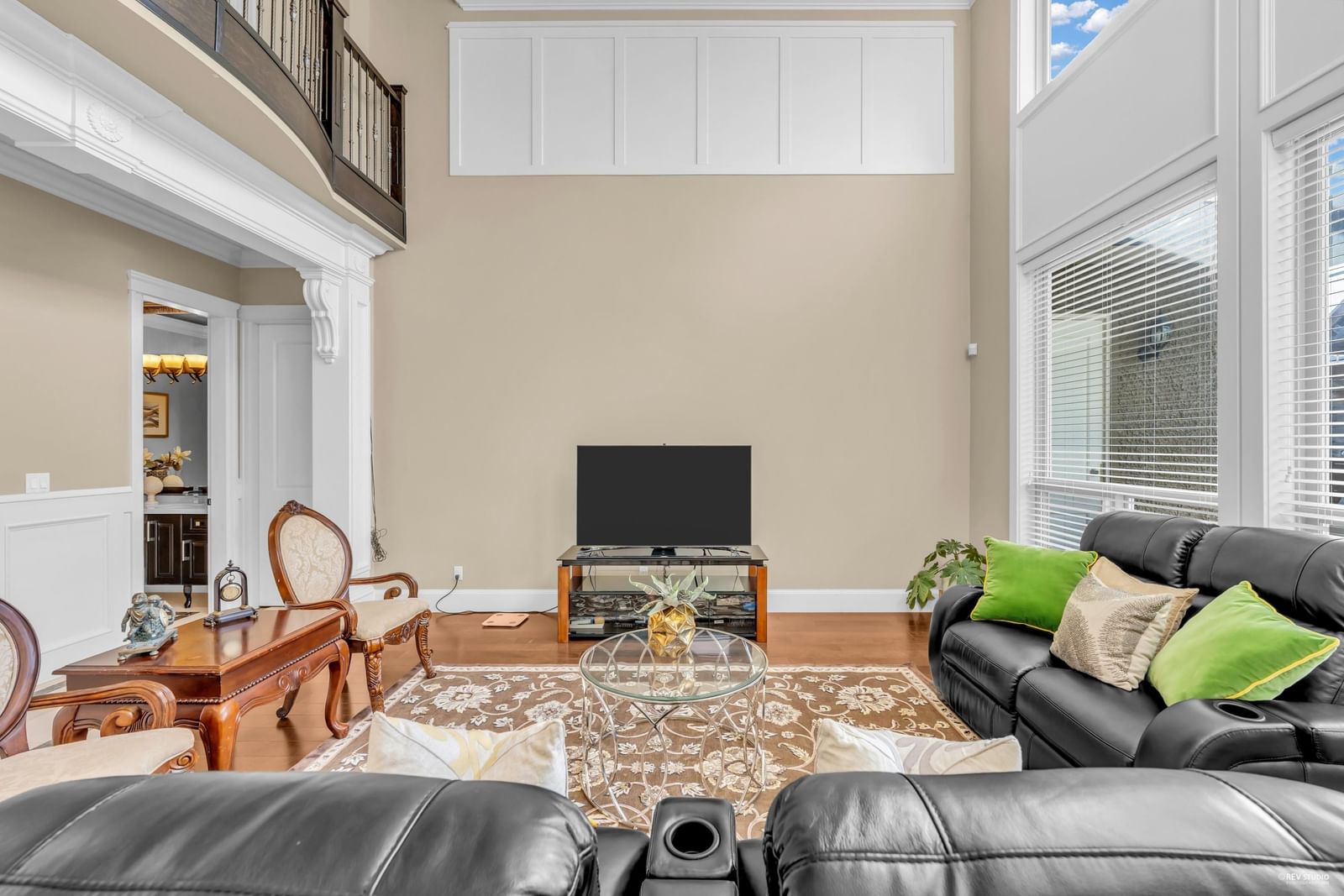 Listing Image 14