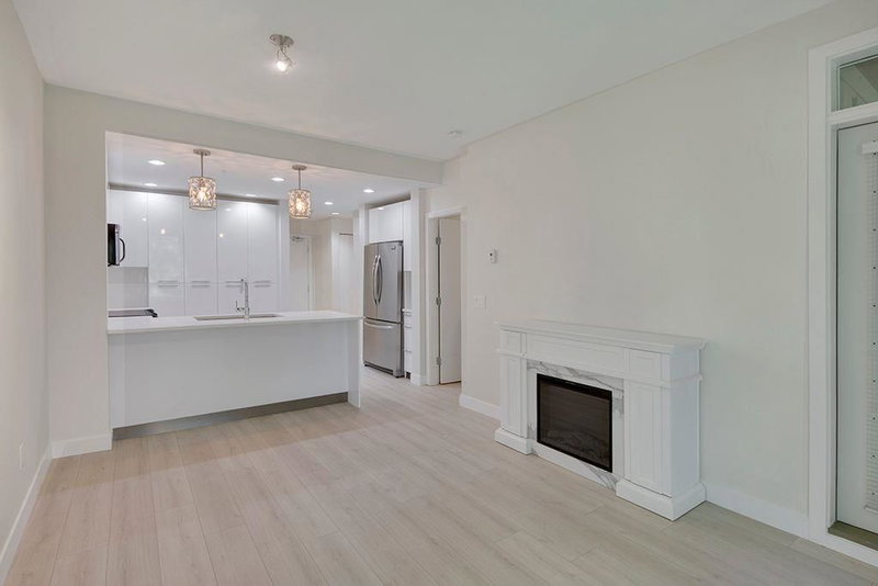 404 - 733 3rd Street, North Vancouver, V7M 0C8 | Image 3