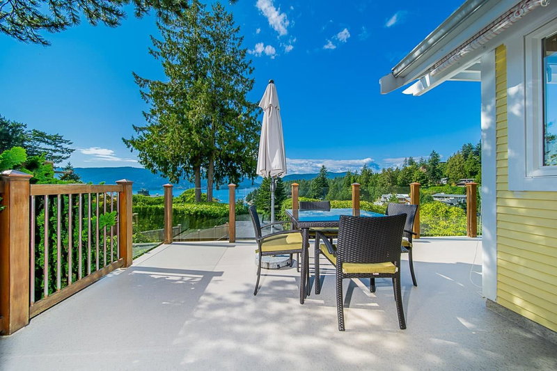 6245 Nelson Avenue, West Vancouver, V7W 2A2 | Image 3