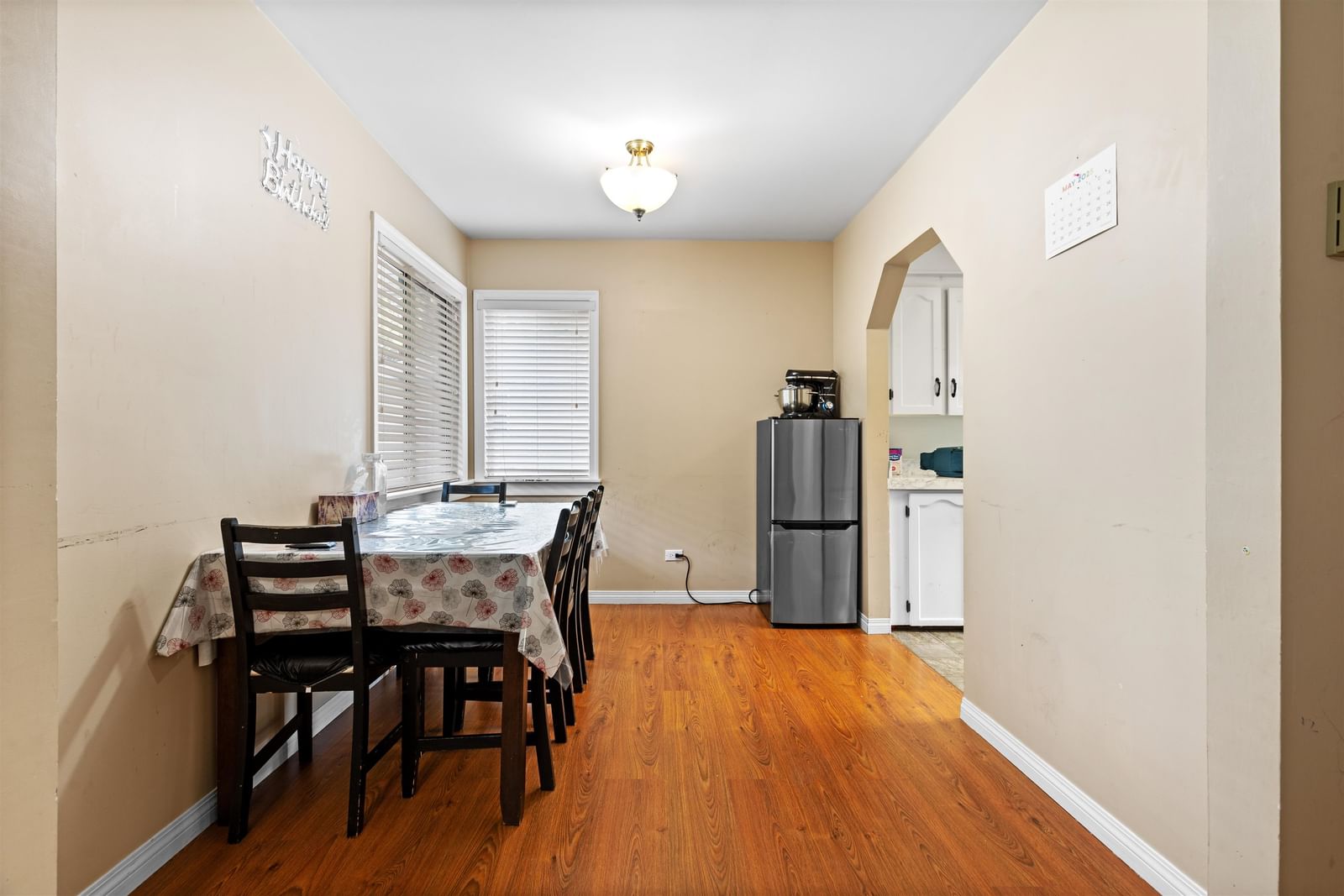 Listing Image 19
