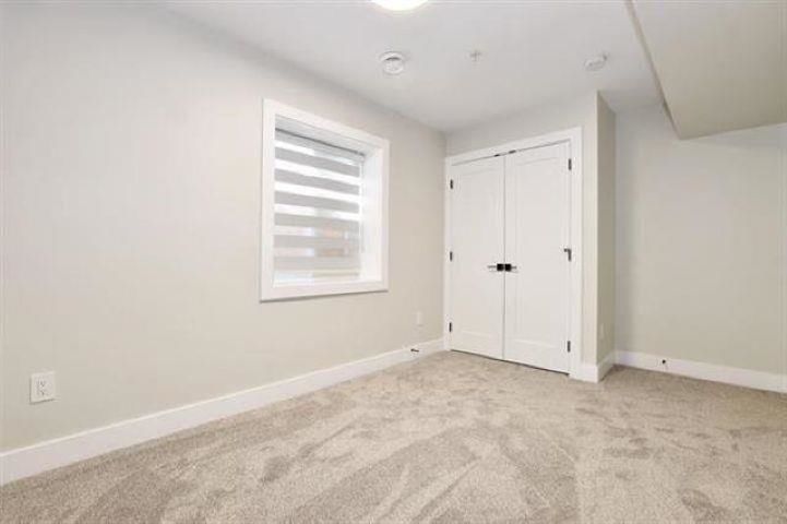 Listing Image 30