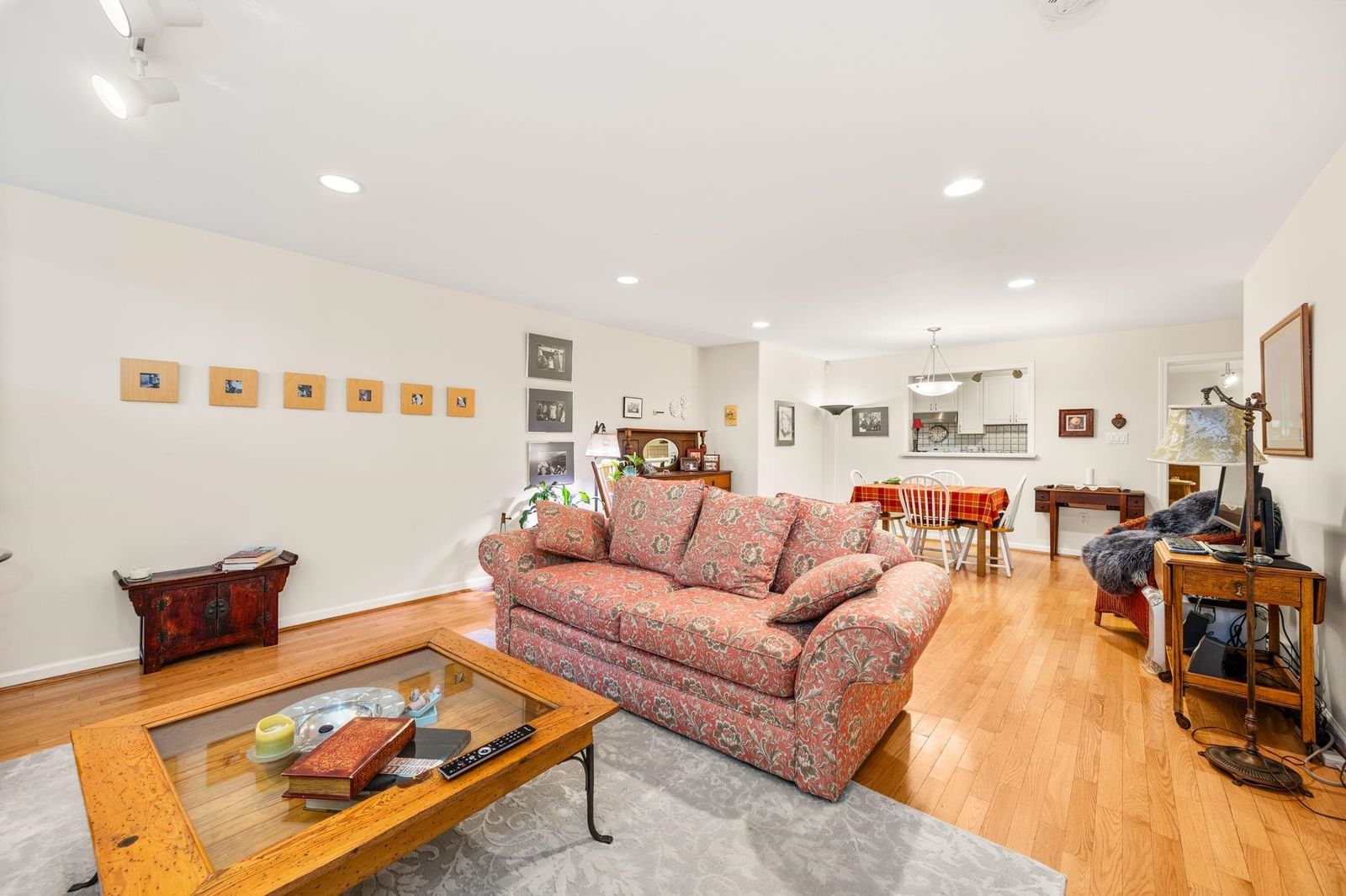 Listing Image 31