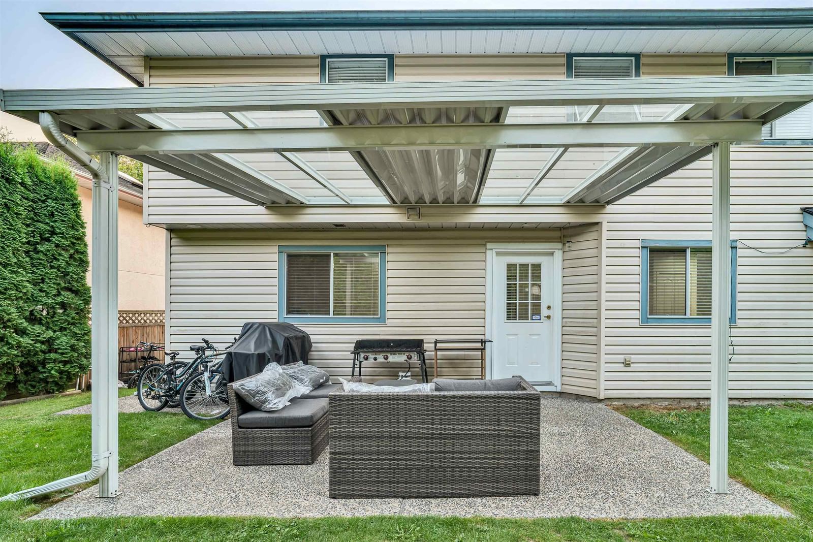 Listing Image 9