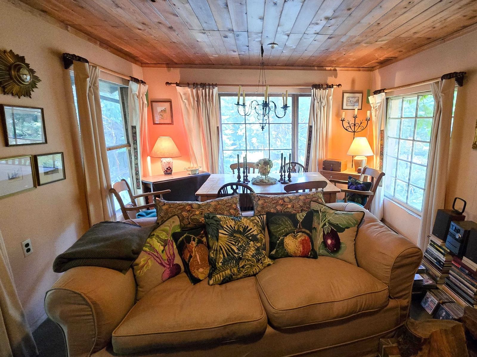 Listing Image 10